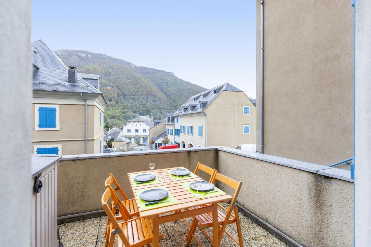 Appartement Terrasse Vue Montagne Кампан Екстериор снимка